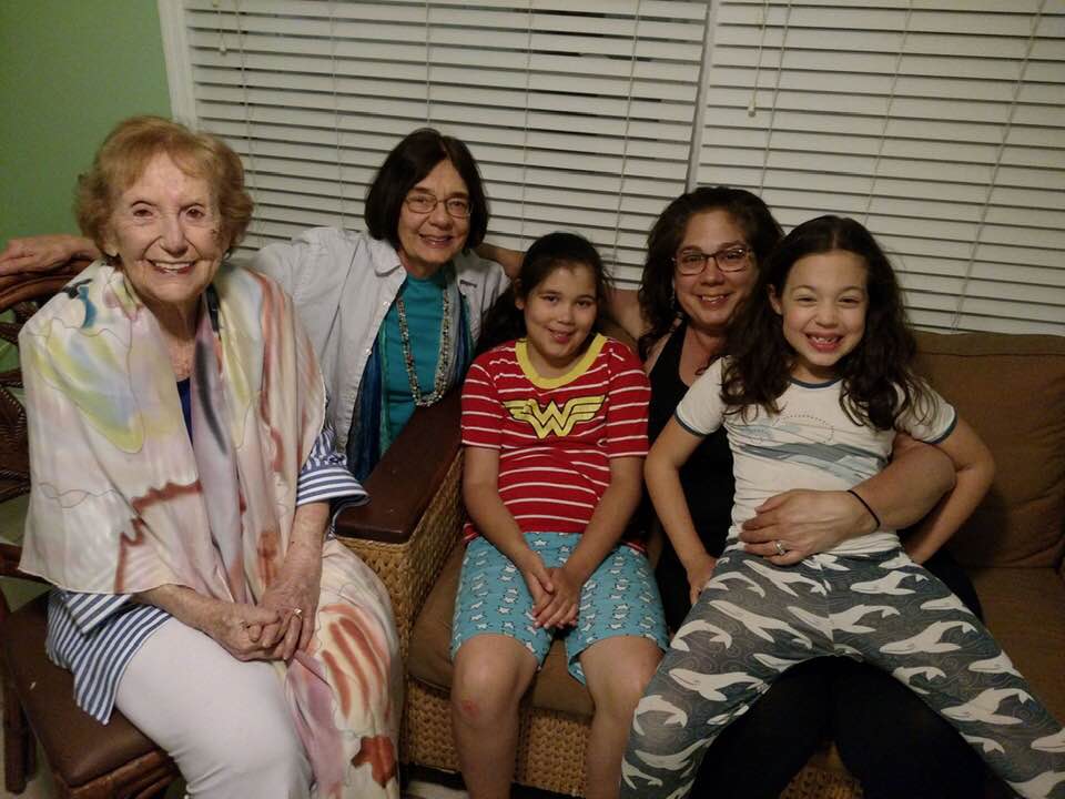 61647062_10157462155283919_5924092504981897216_n-2